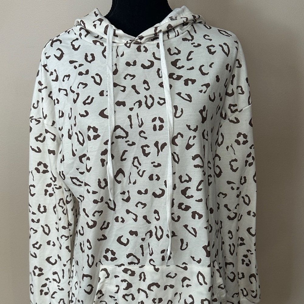 Leopard Print Hoodie – Cozy, Chic & Wildly Soft